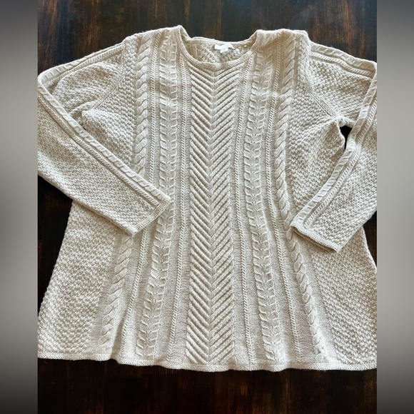 Women’s Cable Knit Sweater - Picture 2 of 6